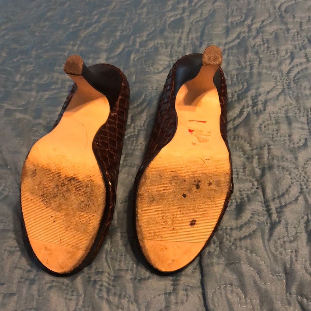 Heels - Picture 3 of 3